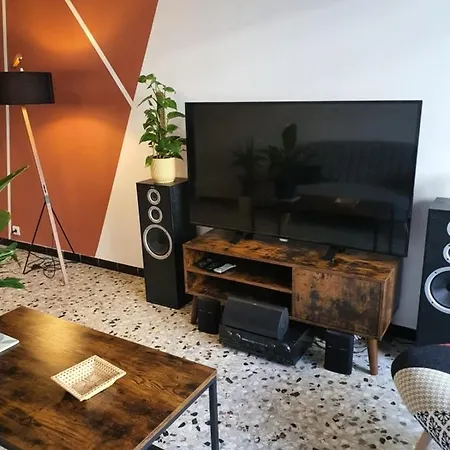 Διαμέρισμα Superbb Appt With Terrace Near The Beach Αντίμπ